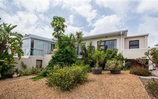 3 Bedroom House in The Links