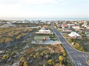 602 m² Land available in Struisbaai