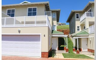 3 Bedroom Duplex in Mt Edgecombe