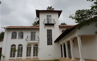 5 Bedroom House in Lynnwood