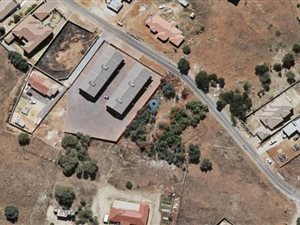 914 m² Land available in Zakariyya Park