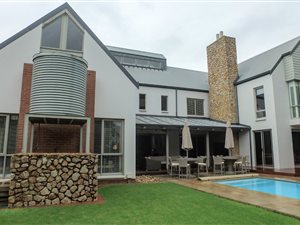 4 Bedroom House in Southdowns Estate