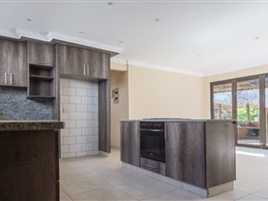 3 Bed House in Meerensee