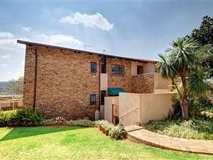 2 Bed Apartment in Rangeview
