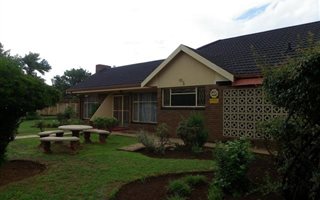 3 Bedroom House in Steel Park