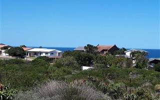 945 m² Land available in Tergniet