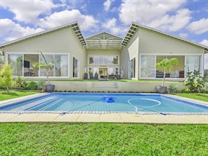 4 Bed House in Cedar Creek