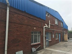 280 m² Industrial space in Amanzimtoti