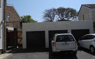 3 Bedroom Townhouse in Rosebank