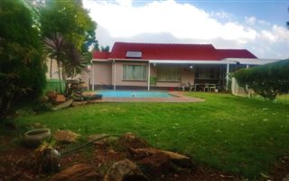 3 Bedroom House in Hurlyvale