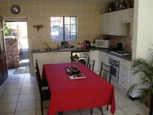 2 Bed Duplex in Bromhof