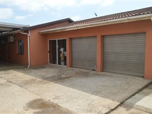 3 Bed House in Montclair