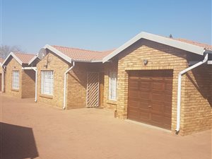 2 Bed Simplex in Alberton