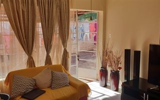 2 Bedroom Townhouse in Bela-Bela (Warmbaths)