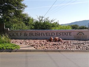 1080 m² Land available in Pebble Rock