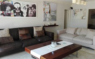 2 Bedroom Simplex in Morningside