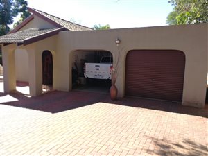 3 Bed House in Eldorette