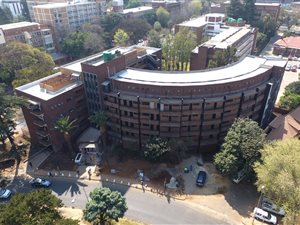 Bachelor apartment in Parktown