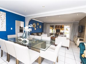 4 Bed House in Gonubie
