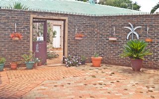 2.2 ha Farm in Tarlton