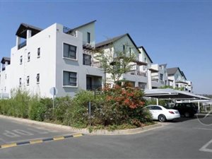 2 Bed Flat in Dainfern