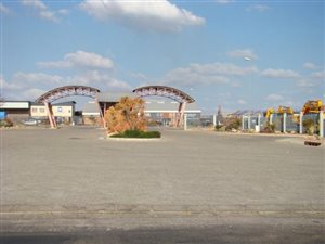 5716 m² Land available in Magna Via
