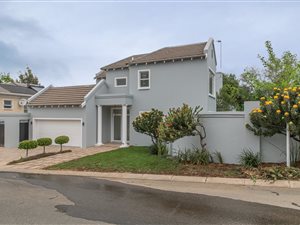4 Bed House in Kyalami