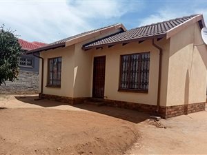 2 Bed House in Tlhabane