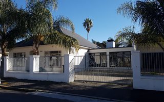 4 Bedroom House in Paarl