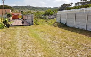 1730 m² Land available in Seaview