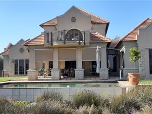 5 Bed House in Cornwall Hill
