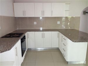 4.5 Bed House in Meerensee