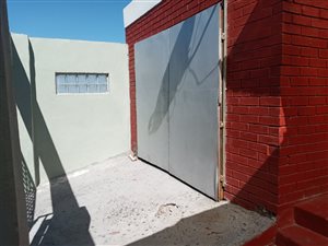 5 Bed House in Tafelsig