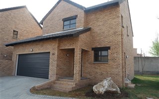 3 Bedroom Duplex in Kyalami