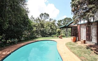 4 Bedroom House in Paulshof