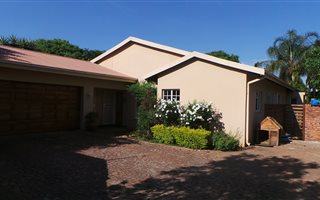 3 Bedroom Duet in Villieria