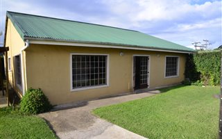 169 m² Commercial space in Tweedie
