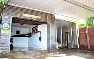 3 Bedroom House in Fairview