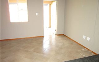 2 Bedroom Townhouse in Albertsdal