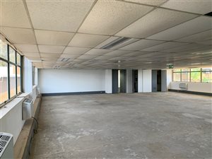 1093 m² Office Space in Allandale