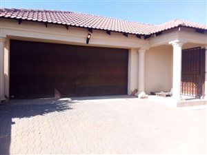 3 Bed House in Cosmo City