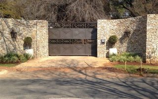 3 Bedroom House in Northcliff