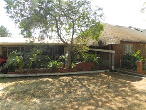 8 Bed House in Onderstepoort