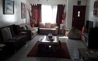 3 Bedroom Apartment in Arcon Park