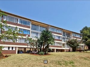 2 Bed Apartment in Rhodesfield