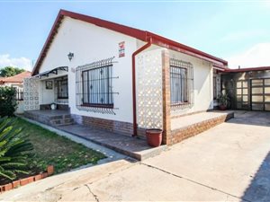 3 Bed House in Springs Central