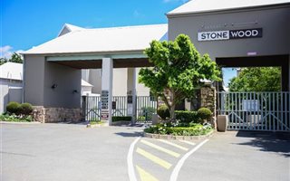 1 Bedroom Apartment in Fourways