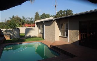 3 Bedroom House in Garsfontein