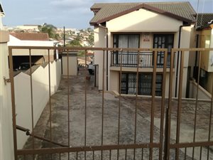 4 Bed Duplex in Northcroft