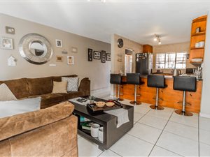 2 Bed Apartment in Van Dyk Park